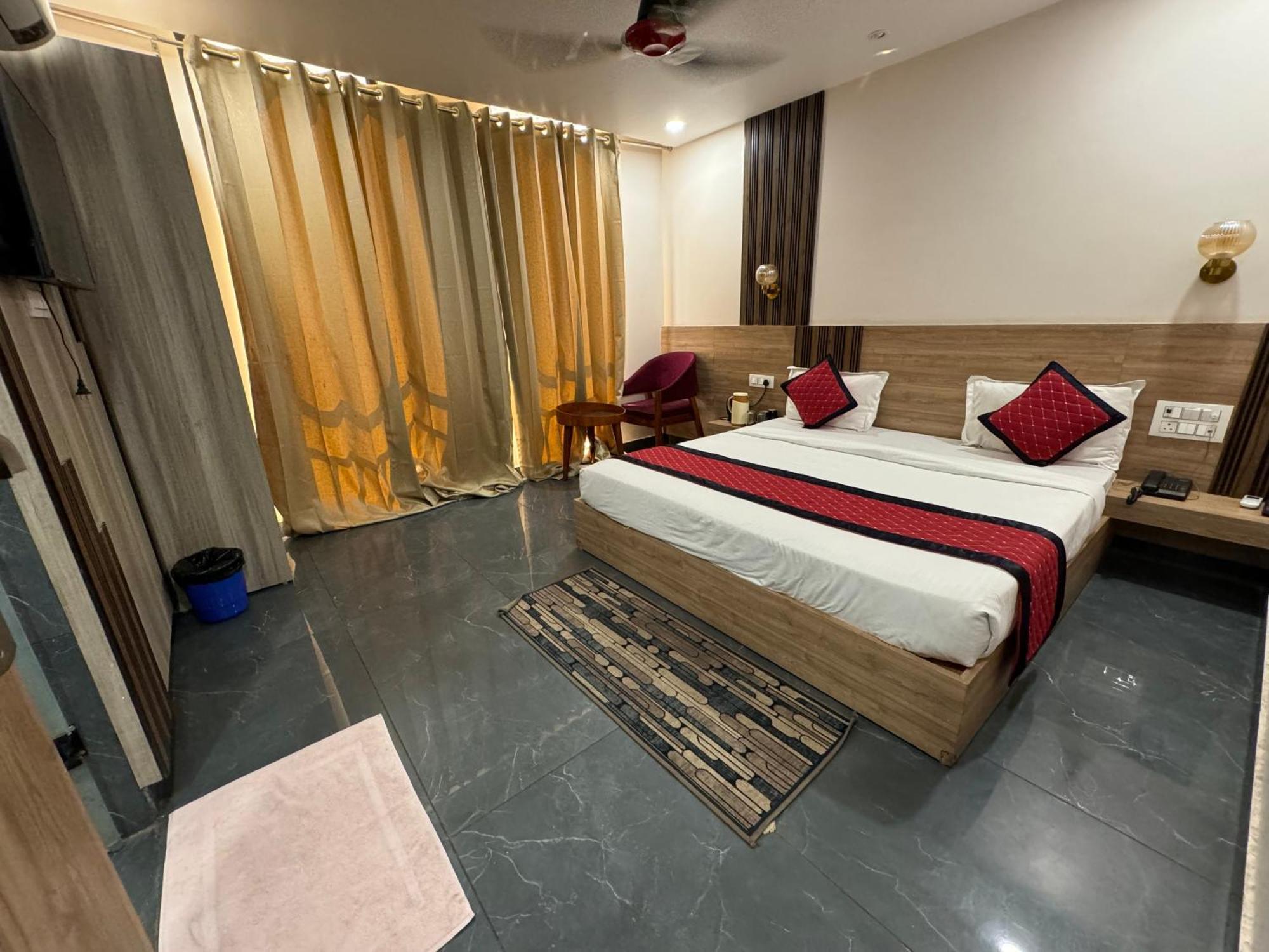 Namay Inn By T And M Hotels Haridwār Esterno foto